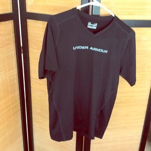 Under Armour heat gear v-neck shirt